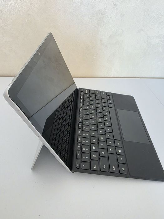 Microsoft Surface Go 2