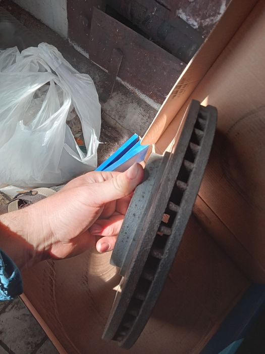 Продам тормозные диски