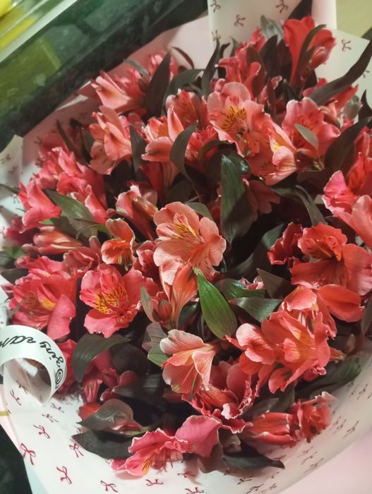 Лилия букет метровый