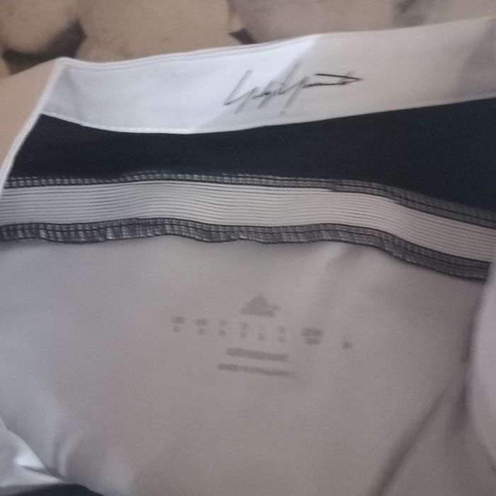 Vand tricouri de fotbal noi