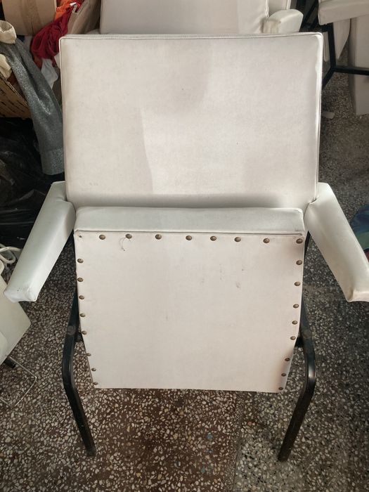 Кожени бар Столове