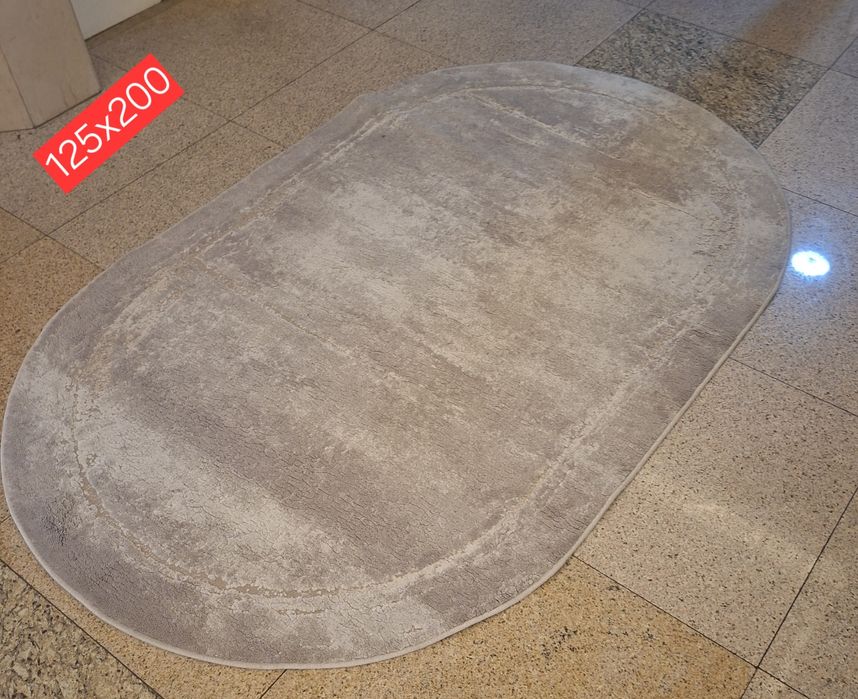 Covoare 4 covoare cu dimensiuni diferite tote la 400lei