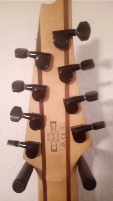 8 струнна електрическа китара Ibanez RG8L Black за лява ръка