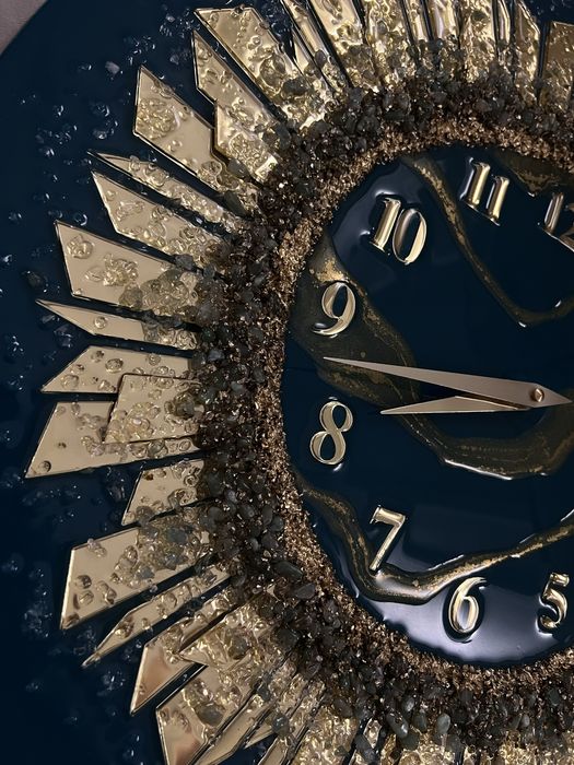 Часы из эпоксидной смолы