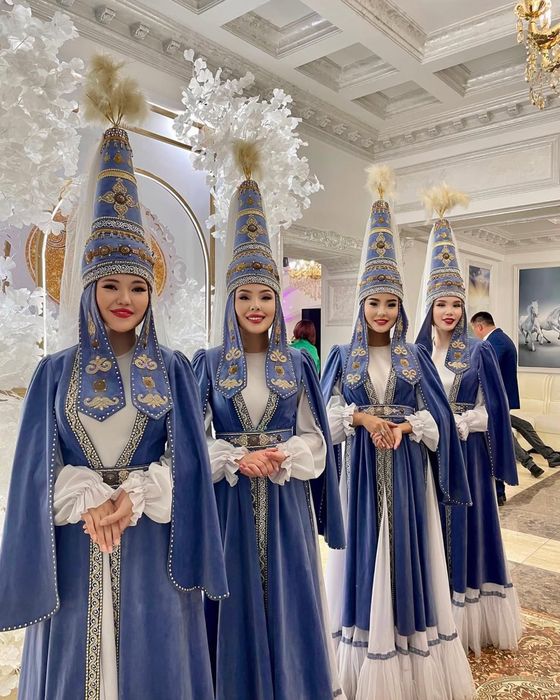 Танцевальные костюмы