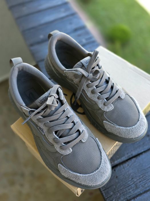 Страхотни маратонки Vans – естествена кожа, като нови