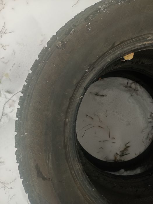 Шины бриджстоун продам