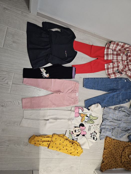 Дрехи за момиченце в нови или изключително запазени 104/110/116см