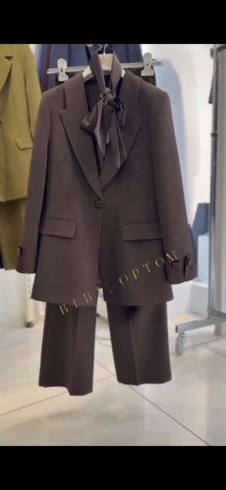 Костюм 38 размер