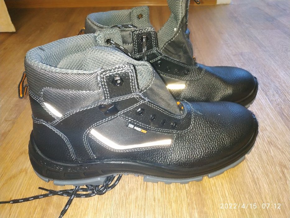 Рабочая обувь. Летняя.