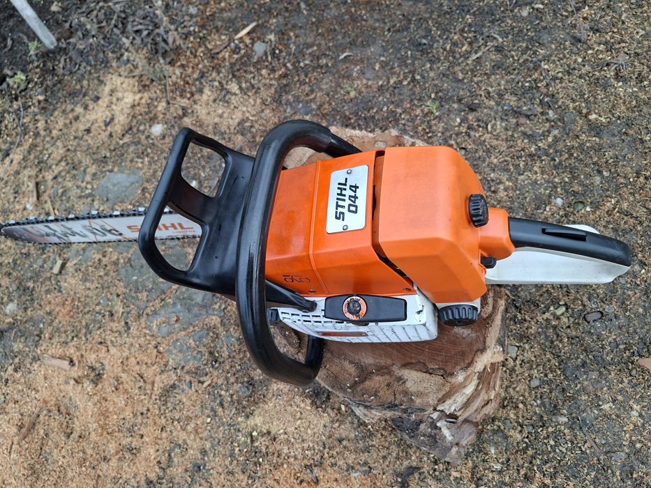 Motofierăstrau Drujba  sthil stihl 044 ms 440