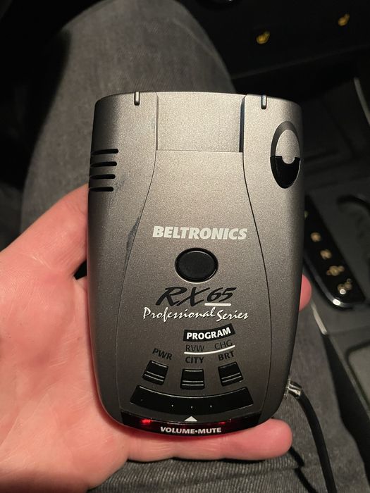 De vanzare detector radar profesional Beltronics rx65