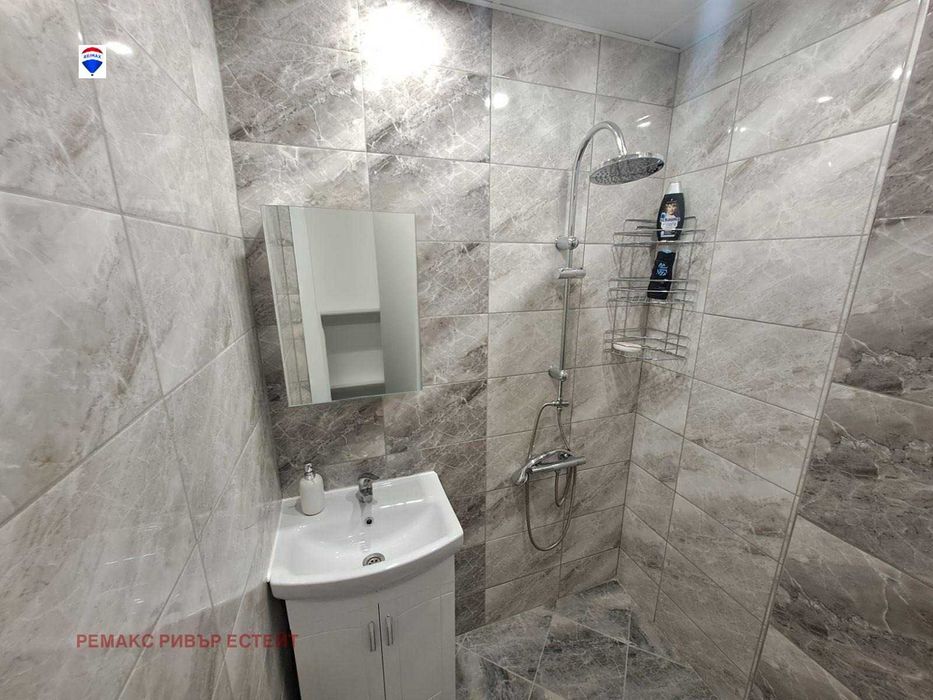 Дава се под наем Двустаен апартамент в Русе, Здравец - 64 кв.м за 408 € - Снимка #12