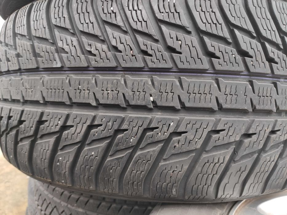 2бр Зимни гуми 275 40 21 - Nokian