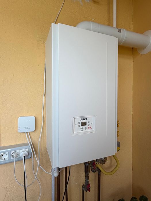 Apartament 3 camere , 2 băi