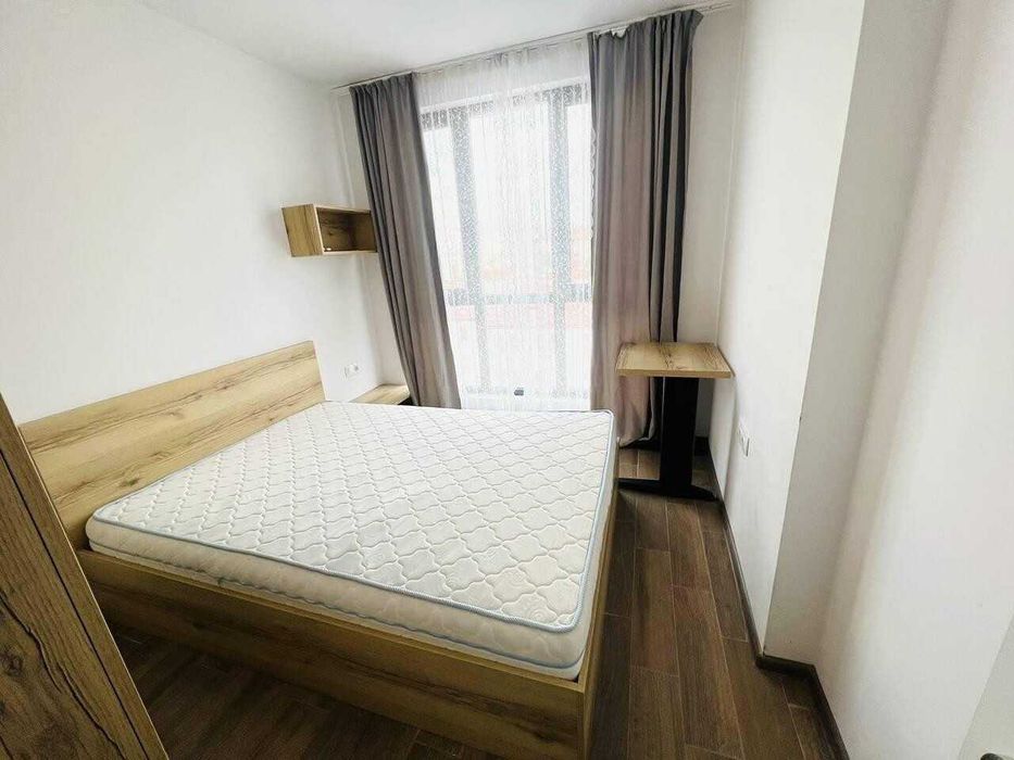 Дава се под наем Двустаен апартамент в Пловдив, Младежки Хълм - 50 кв.м за 400 € - Снимка #2