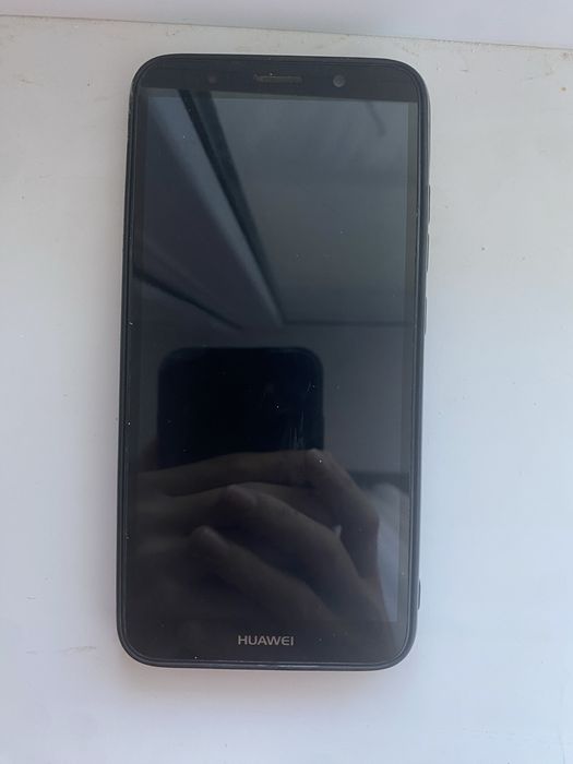 Продам Huawei y5 lite