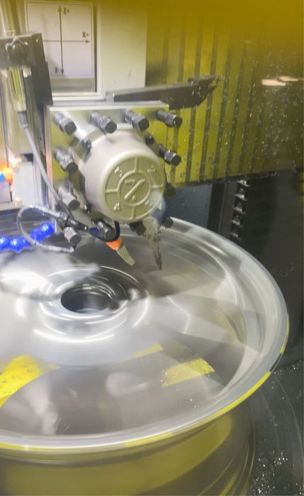 Îndreptat jante auto | sudura jante, vopsit jante, reconditionat jante