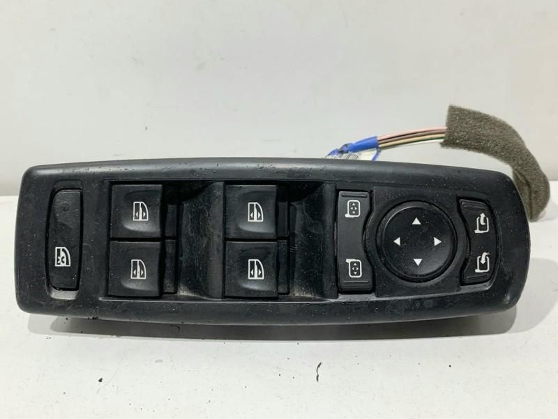 Butoane comanda geamuri electrice stanga fata Renault Laguna 3 Berlina