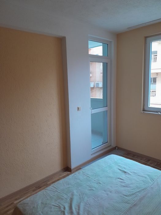 Дава се под наем Тристаен апартамент в Пловдив, Кършияка - 100 кв.м за 510 € - Снимка #1