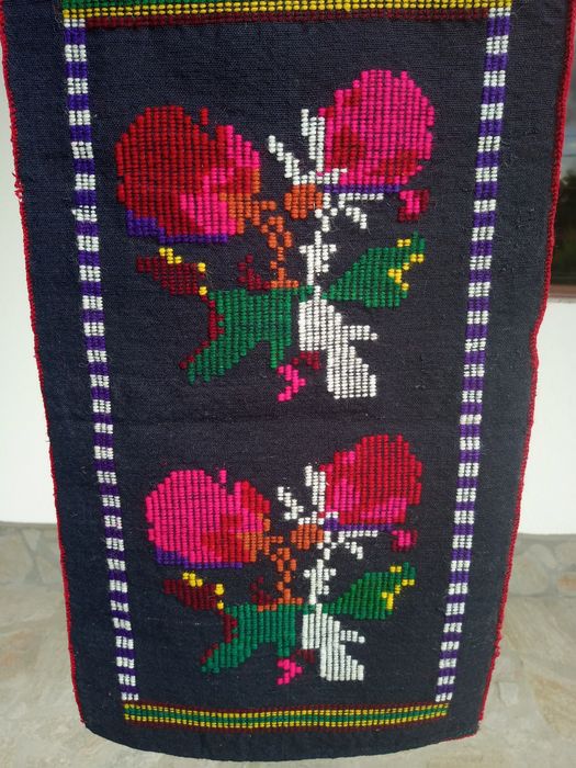 Бродирани възглавници НОВИ.