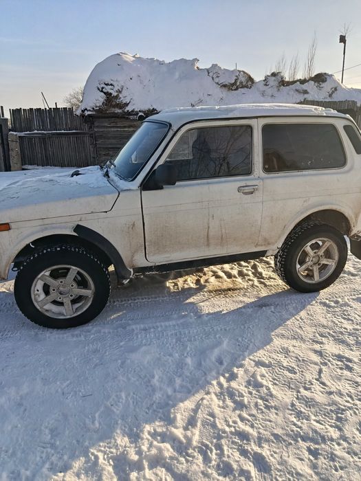 Продам 2121 Нива