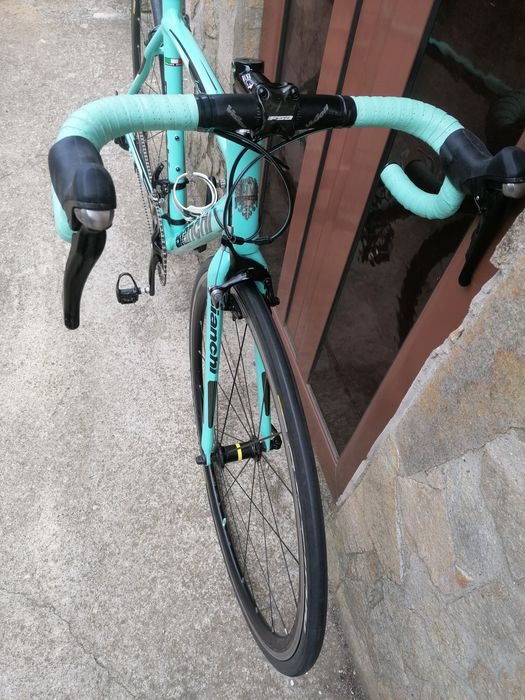 Шосеен BIANCHI  2*11 Shimano 105