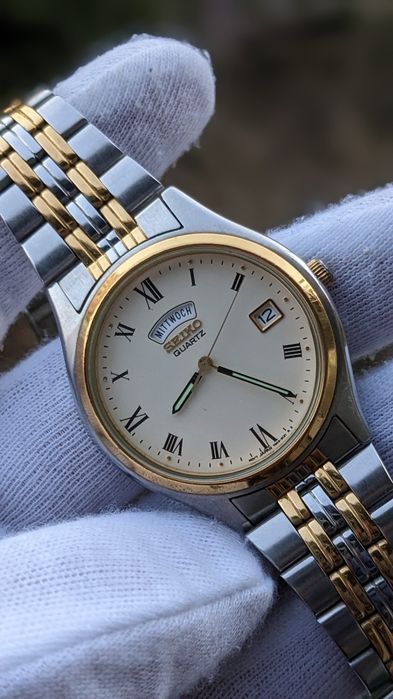 Vintage Seiko Quartz Day-Date Ref.7n43-9041 /