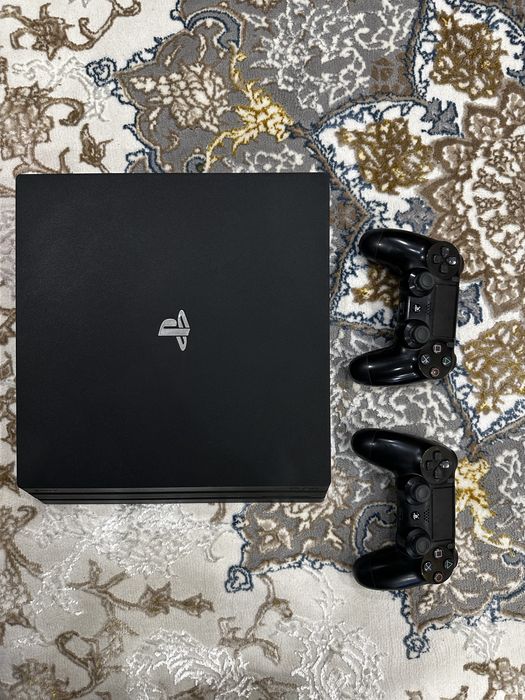 Srochna sotiladi ps4 pro 9.00 versiya
