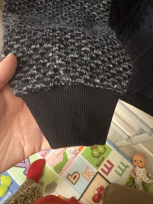 Продам ветровку за 2500 тнг