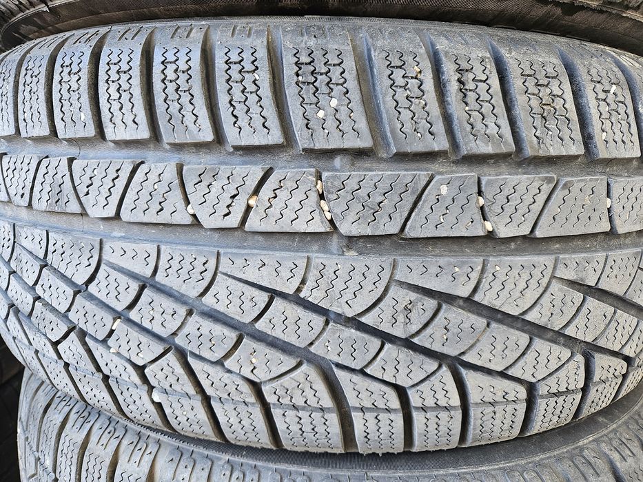 235/55R17 Pirelli