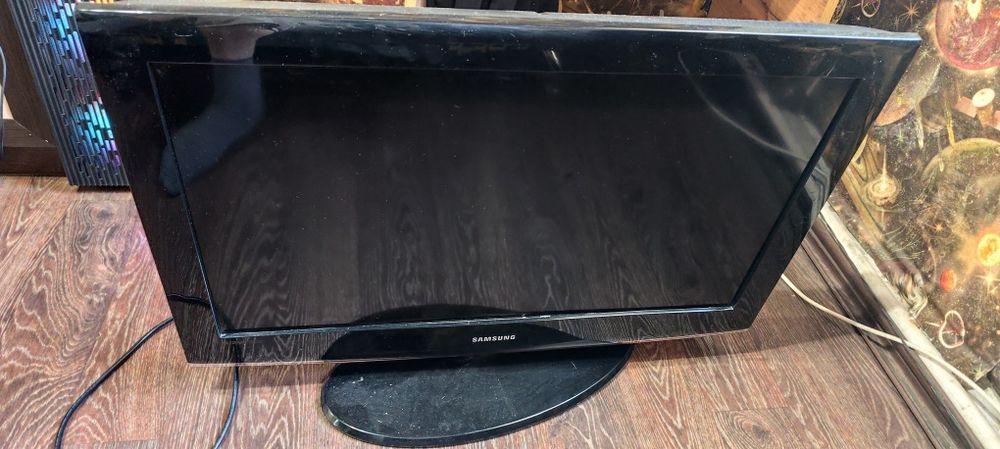 Телевизор Samsung