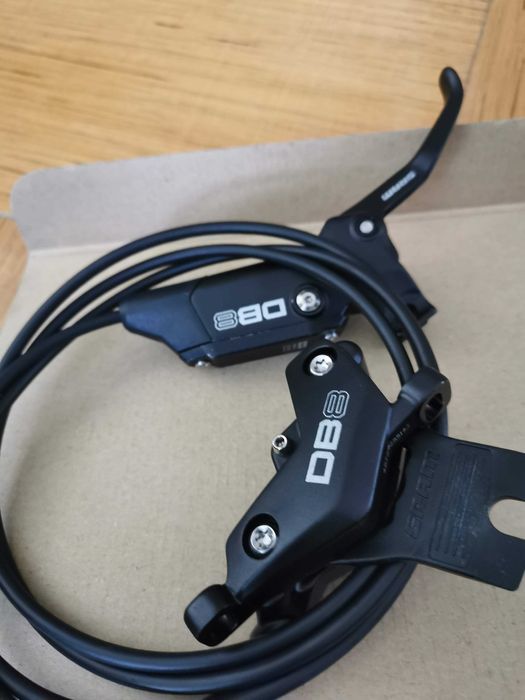 Комплект спирачки SRAM DB8