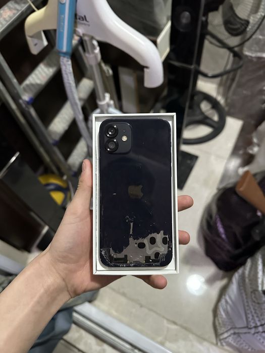 Продам айфон 12 iphone 12