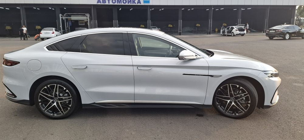 Byd xan 2025 yil toza 6700km ideal