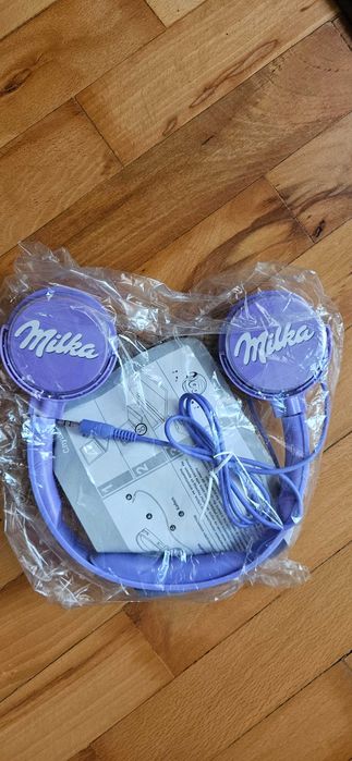 Слушалки милка нови