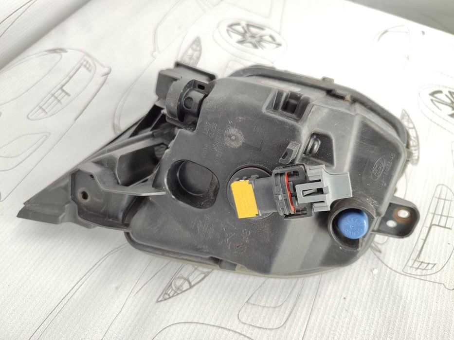 Proiector Ceata Stanga cu Suport Bara / Halogen Ford Fiesta MK8 Hatchback 2017–Prezent / Cod OEM H1BB-15A255-AB (5D2)
