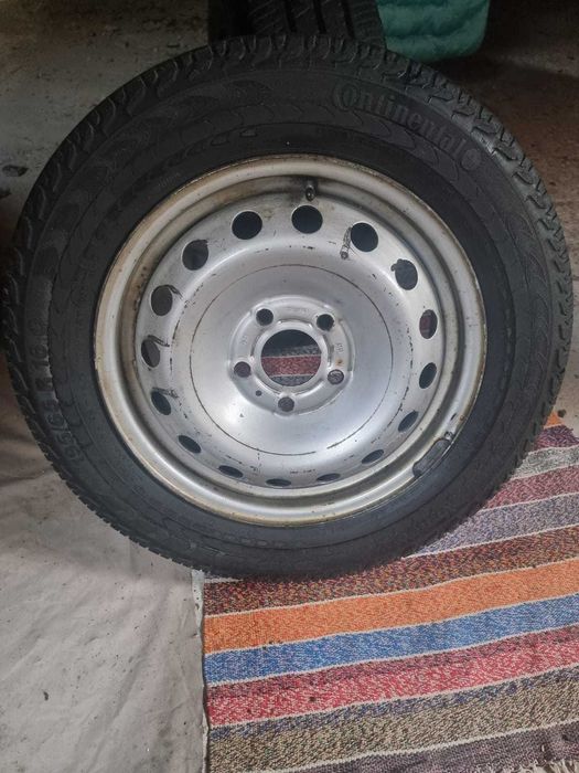 2 anvelope Continental 195/65 R16C cu jante tablă Opel Vivaro