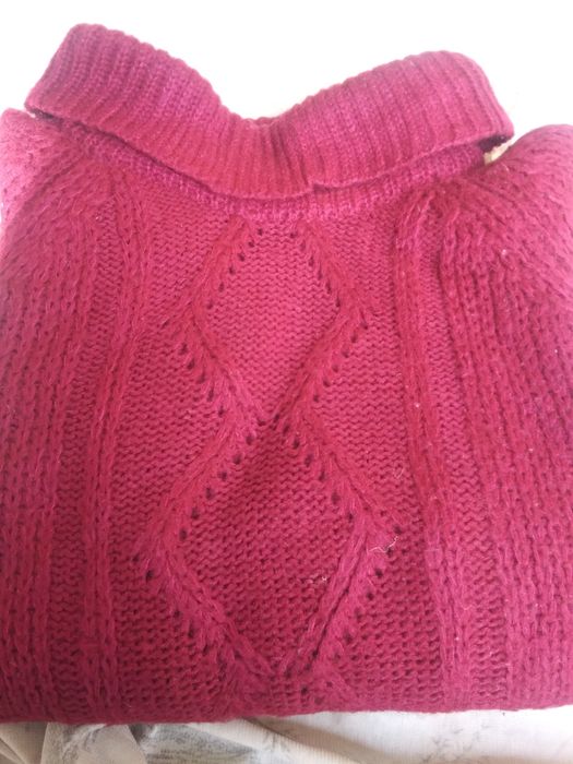 Свитер вязанное женское теплие мал