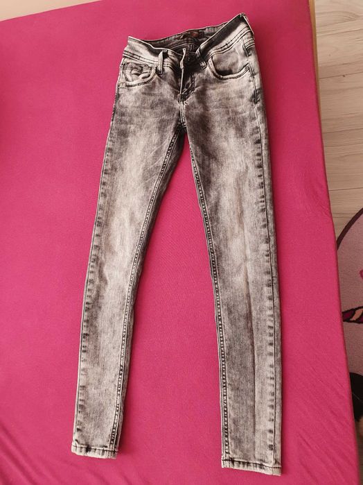 Дамски сиви дънки слим