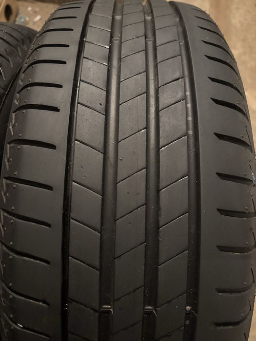 Vand 2 anvelope 195/55/16 vara brigestone dot 2024