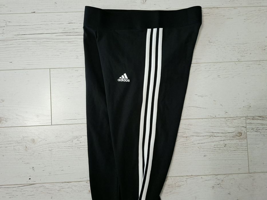 Adidas-Ориг. Дамски клин Нов!