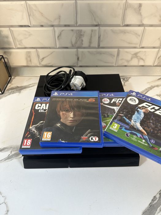 Vand PS 4 500 GB