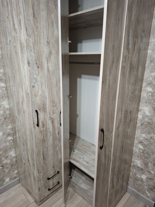 Шкаф продам 20000