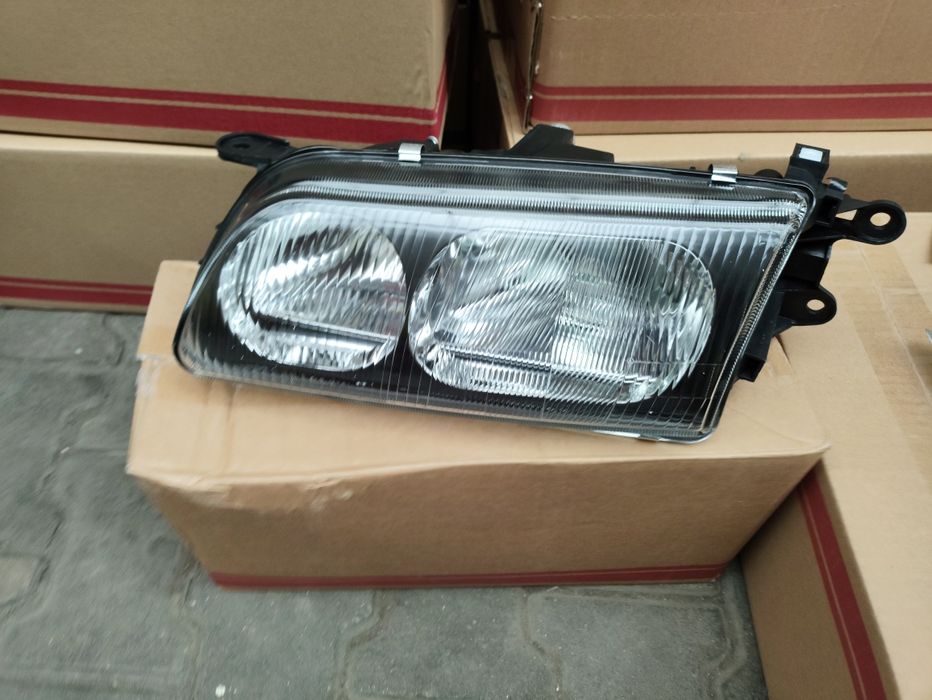 Фара Мазда 626 пчичка