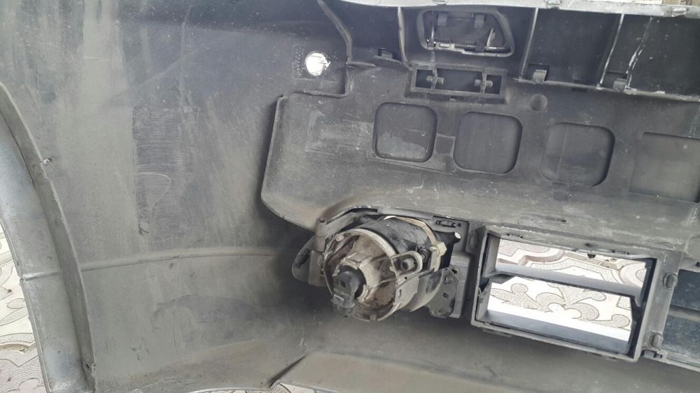 Бампер передний Bmw e60