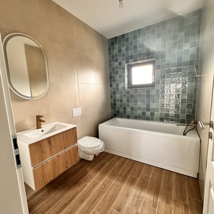 Casă pe parter Sânmihaiu Român