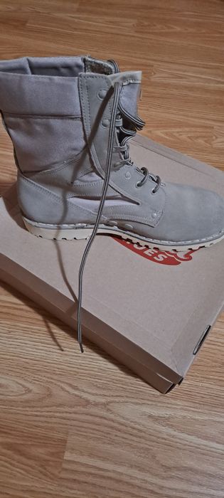 Bocanci din piele naturala