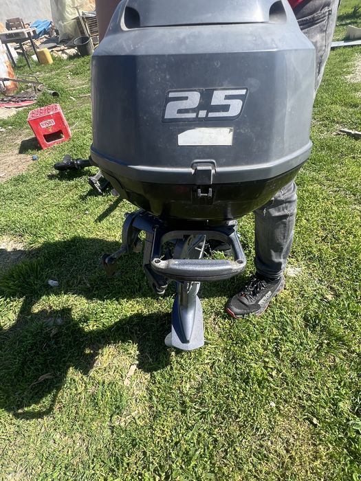 Motoare barca YAMAHA 2,5 CP si 3,5 CP