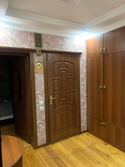 3-х комнатная квартира ,77 серия Яшнабадский район,Кадышева